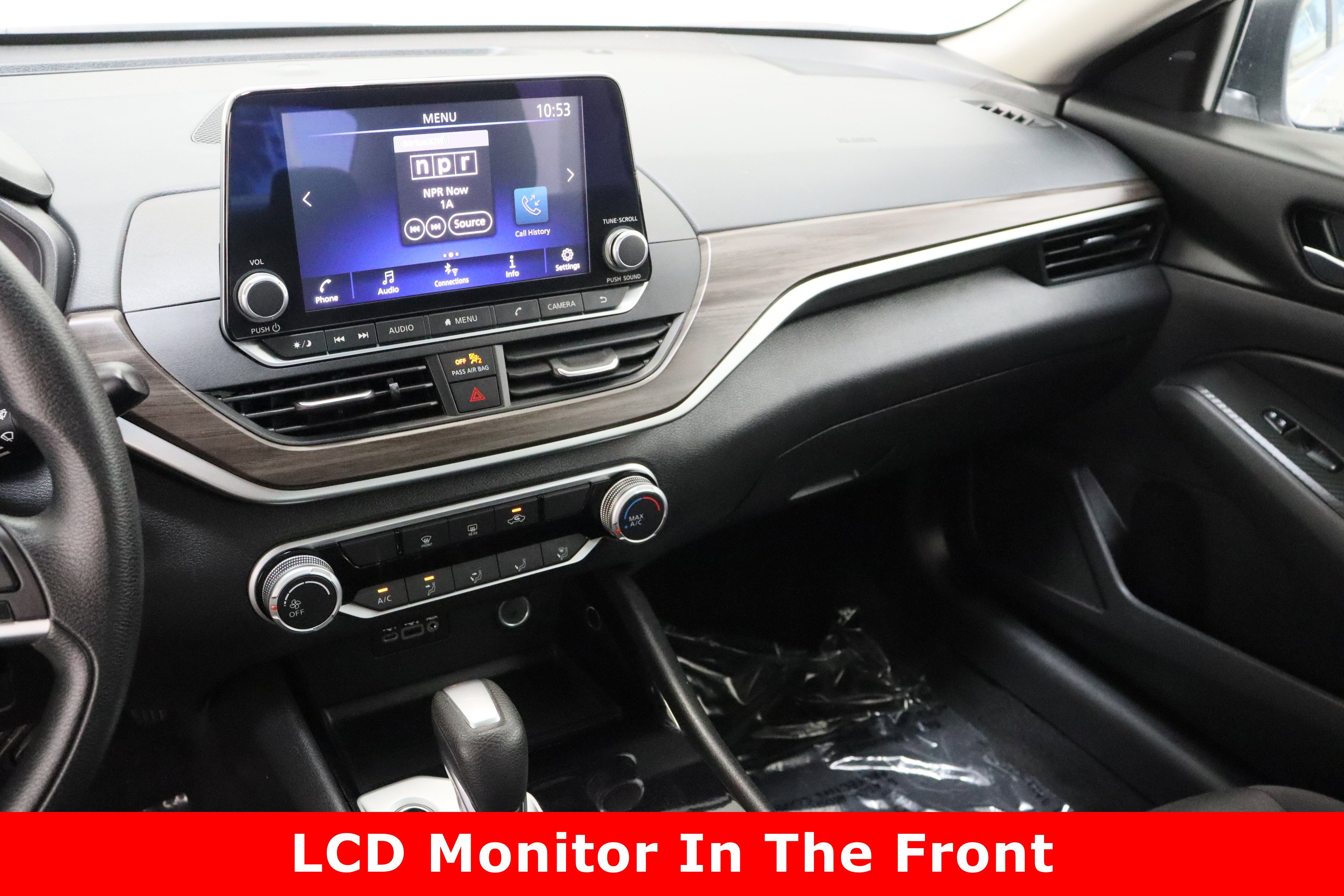 Used 2024 Nissan Altima 2.5 SV image 16