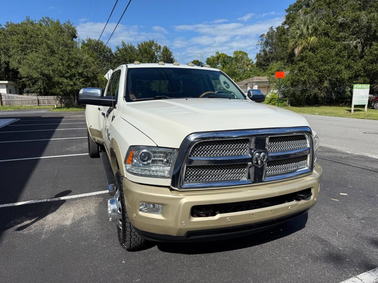 Used 2016 RAM 3500 Laramie Longhorn image 13