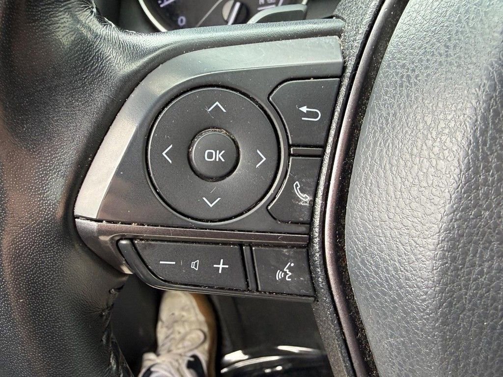 Used 2023 Toyota Camry SE image 17
