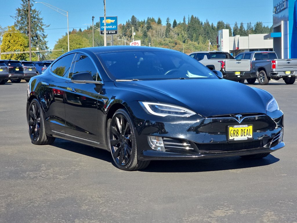 Used 2020 Tesla Model S Long Range Plus image 2