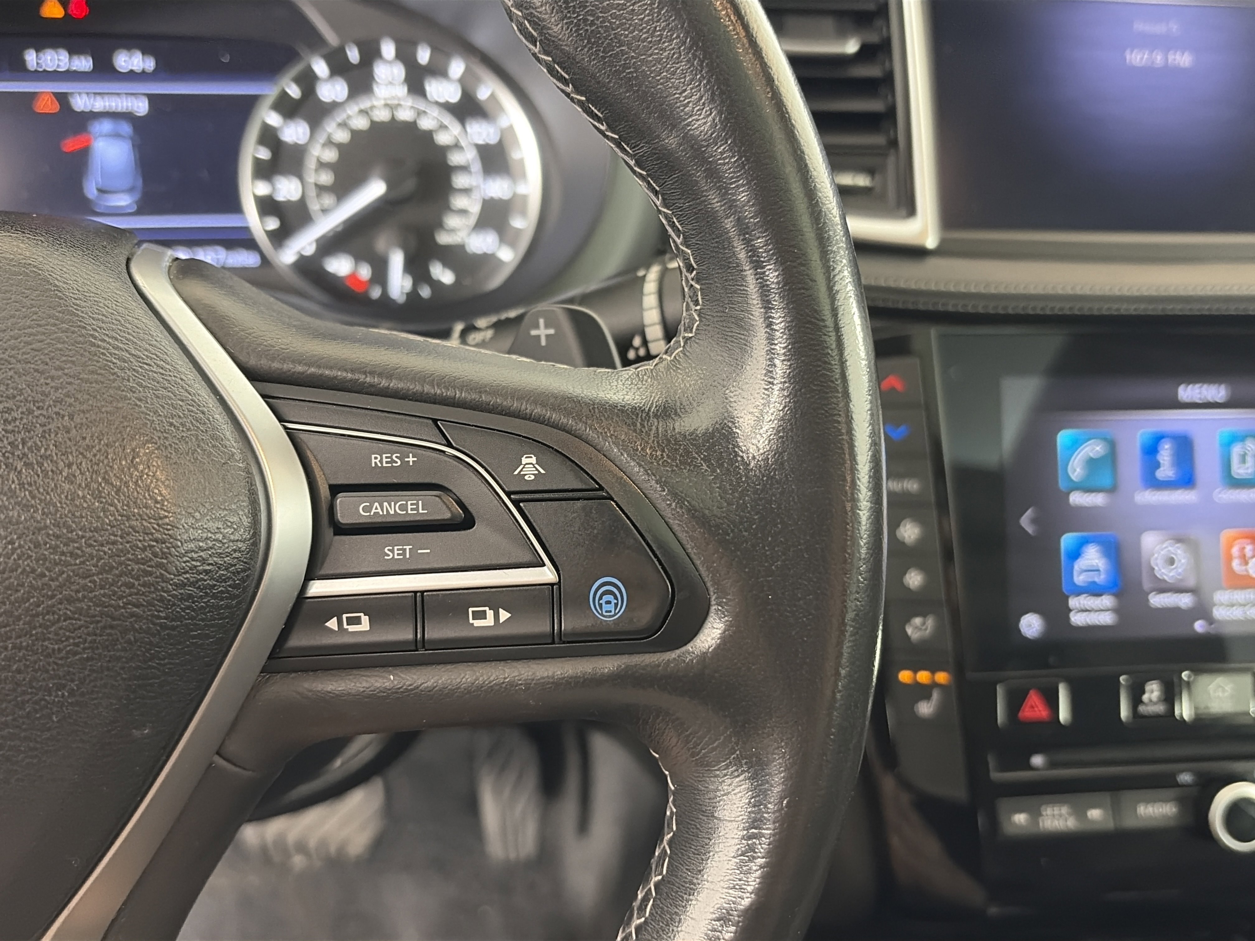 Used 2021 INFINITI QX50 Luxe w/ Cargo Package image 32