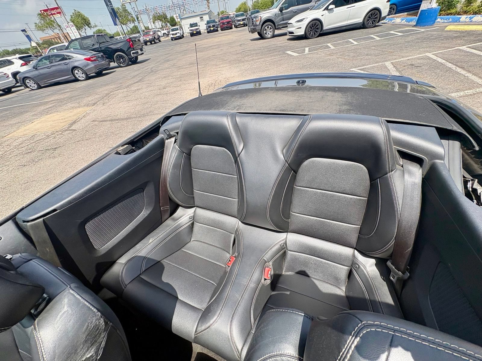 Used 2018 Ford Mustang Premium w/ Equipment Group 201A RWD image 14