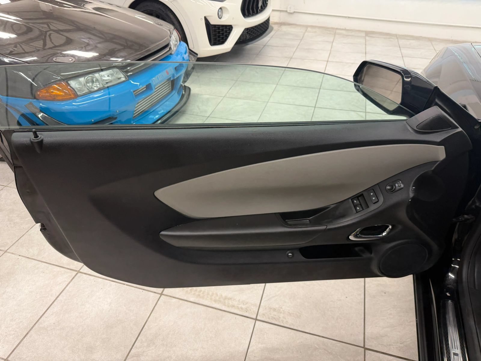 Used 2013 Chevrolet Camaro LS RWD image 19