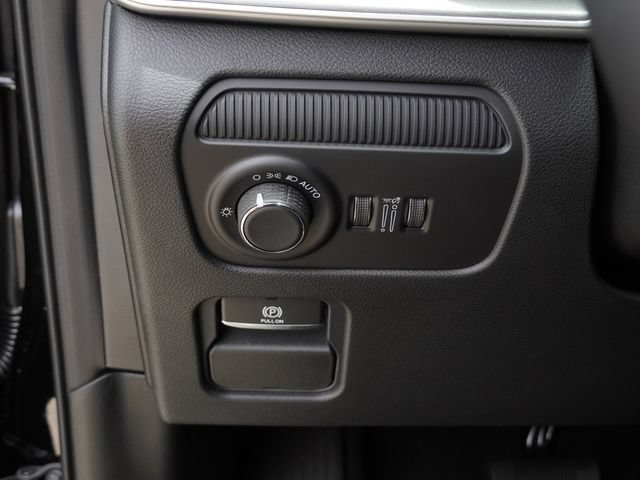 New 2026 Jeep Grand Wagoneer Limited AWD/4WD image 23