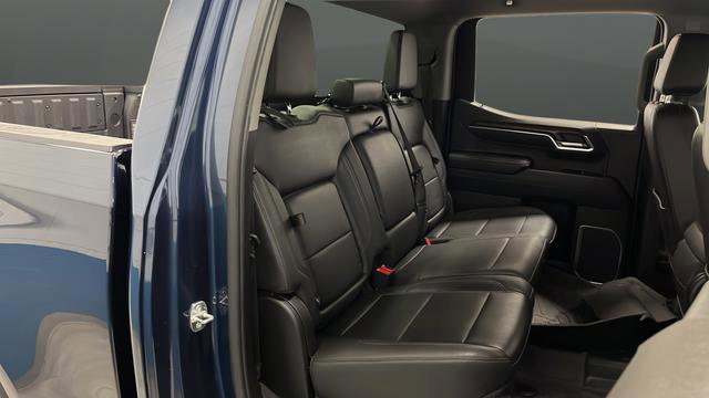 Used 2023 GMC Sierra 1500 SLT image 25