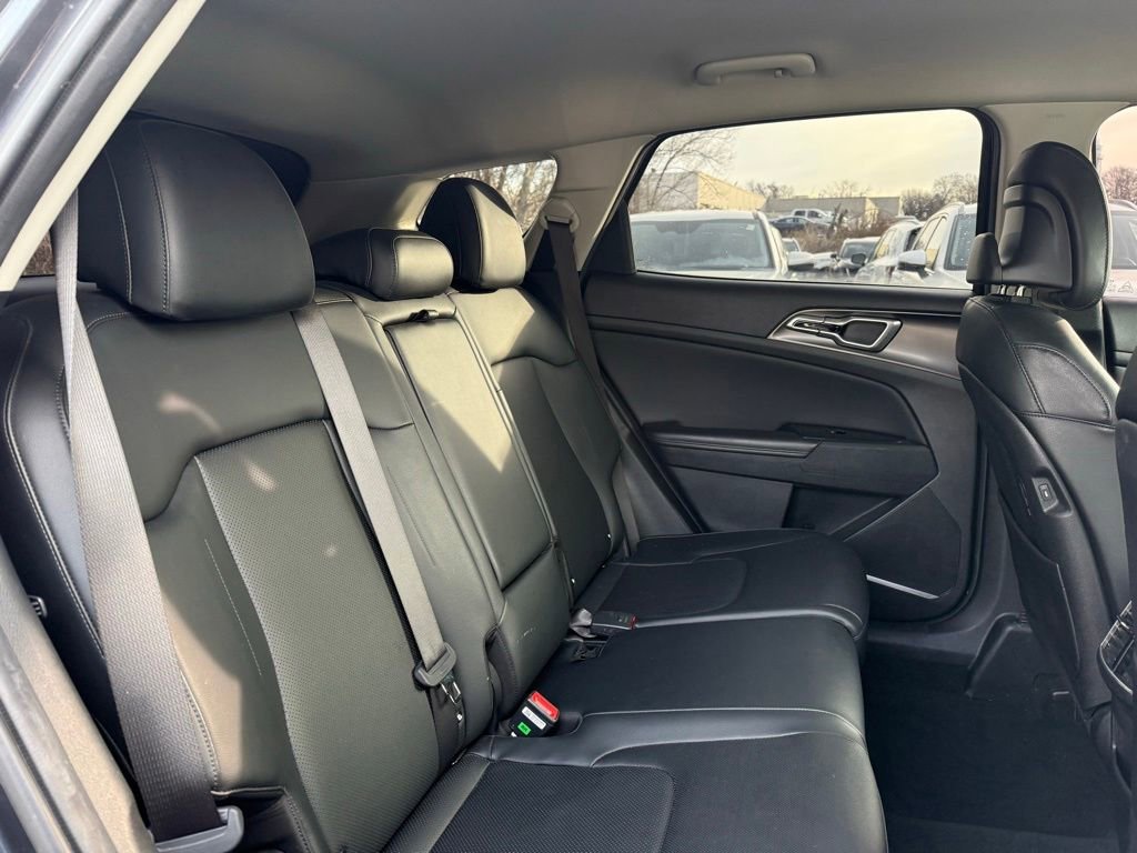 Certified 2023 Kia Sportage EX image 15