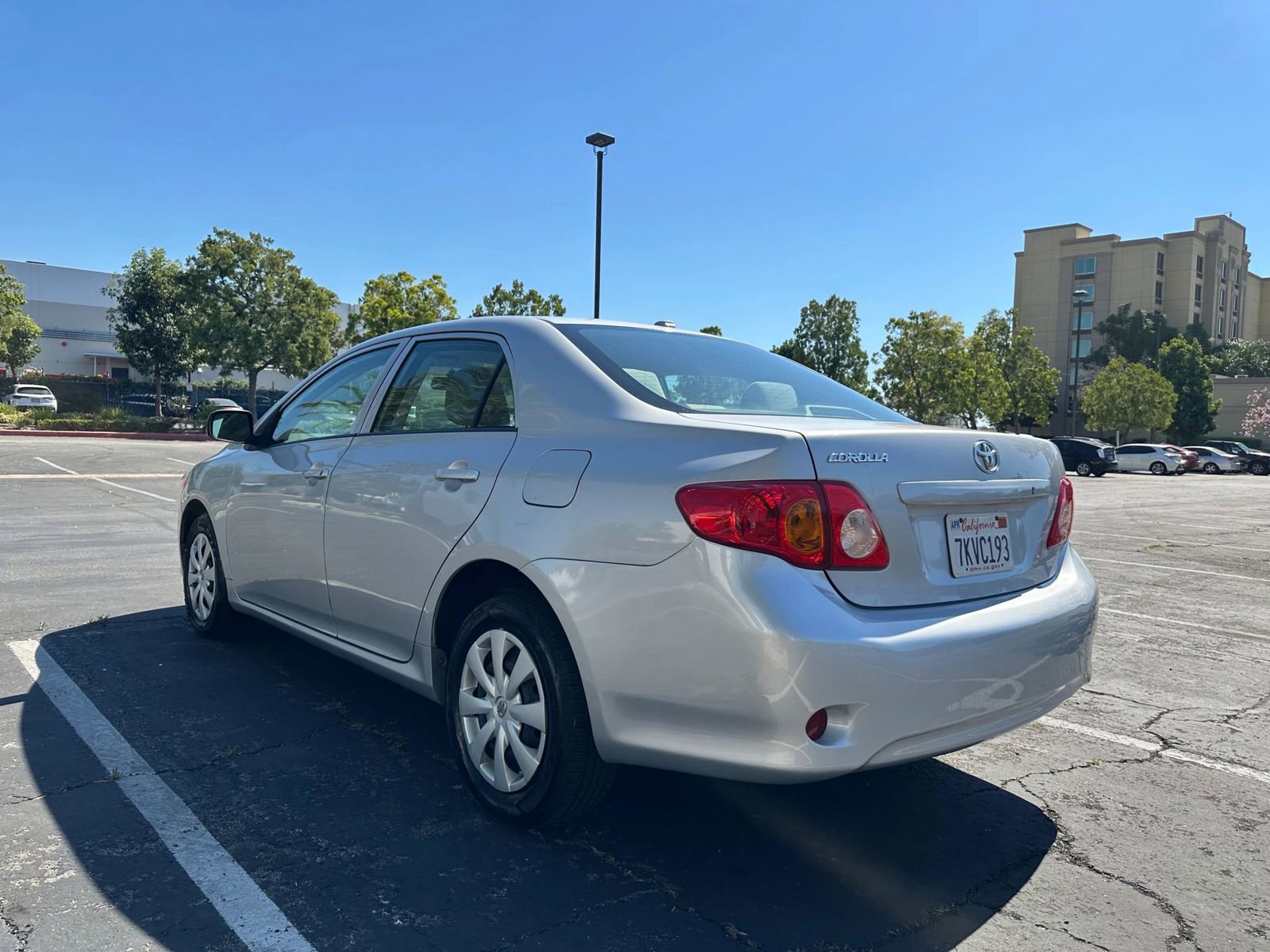 Used 2010 Toyota Corolla FWD image 4