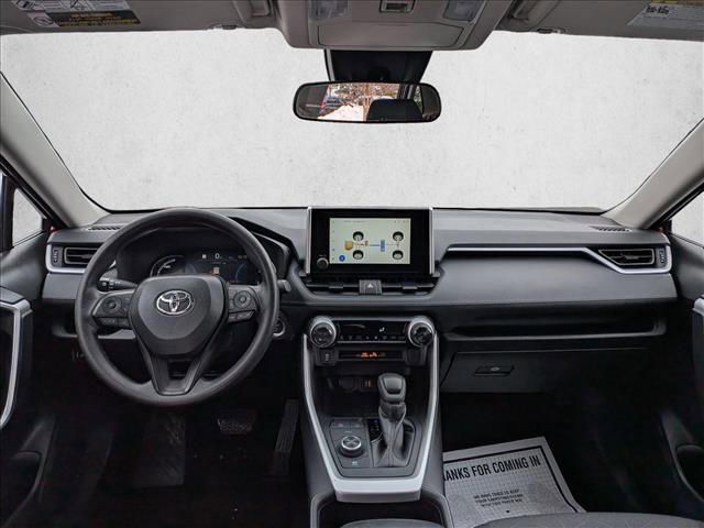 Used 2025 Toyota RAV4 XLE image 18