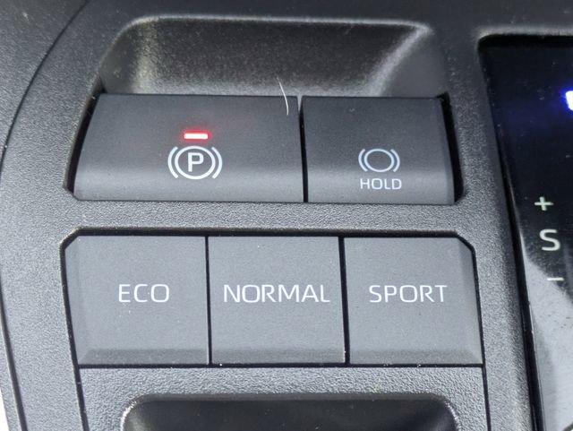 Used 2024 Toyota RAV4 XLE image 16