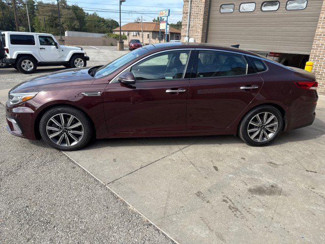 Used 2019 Kia Optima EX w/ EX Premium Package image 2