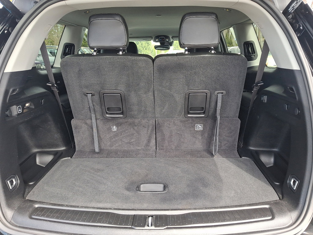 Used 2024 Jeep Grand Cherokee L Limited image 18