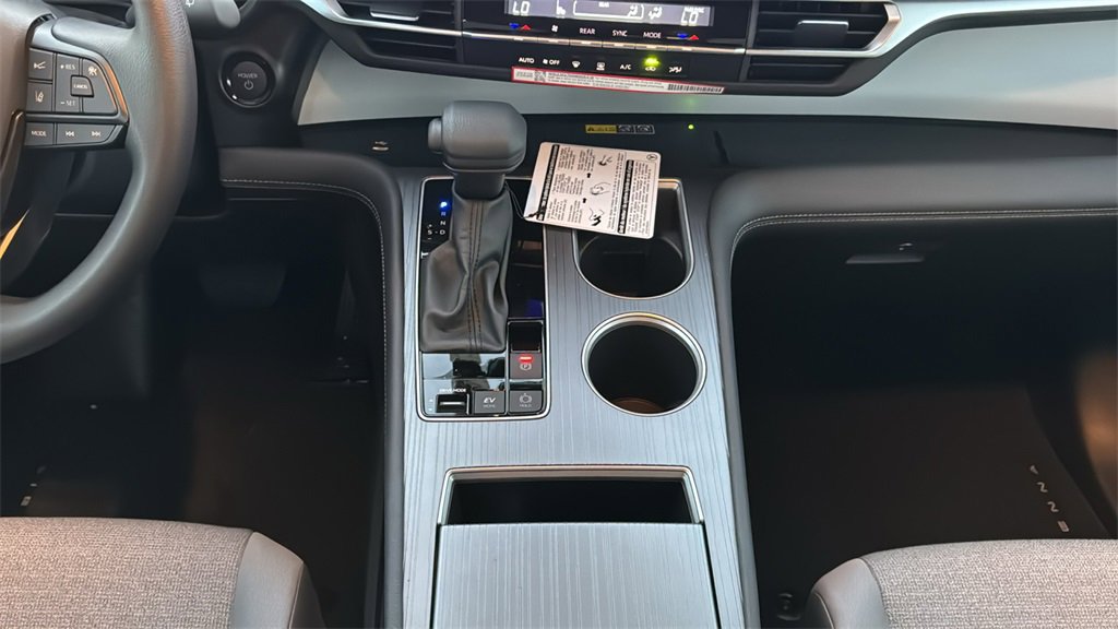 New 2026 Toyota Sienna LE image 33