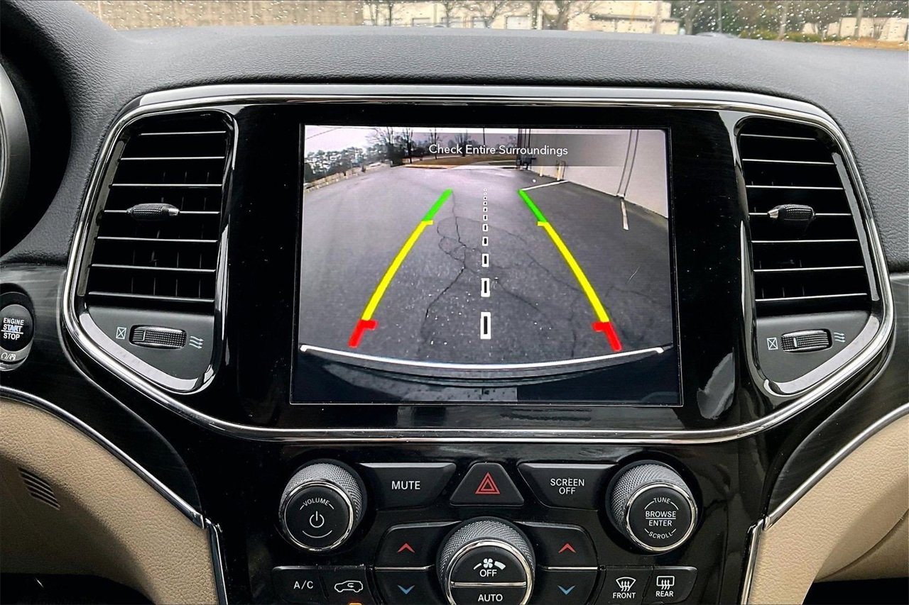 Certified 2021 Jeep Grand Cherokee Limited image 14