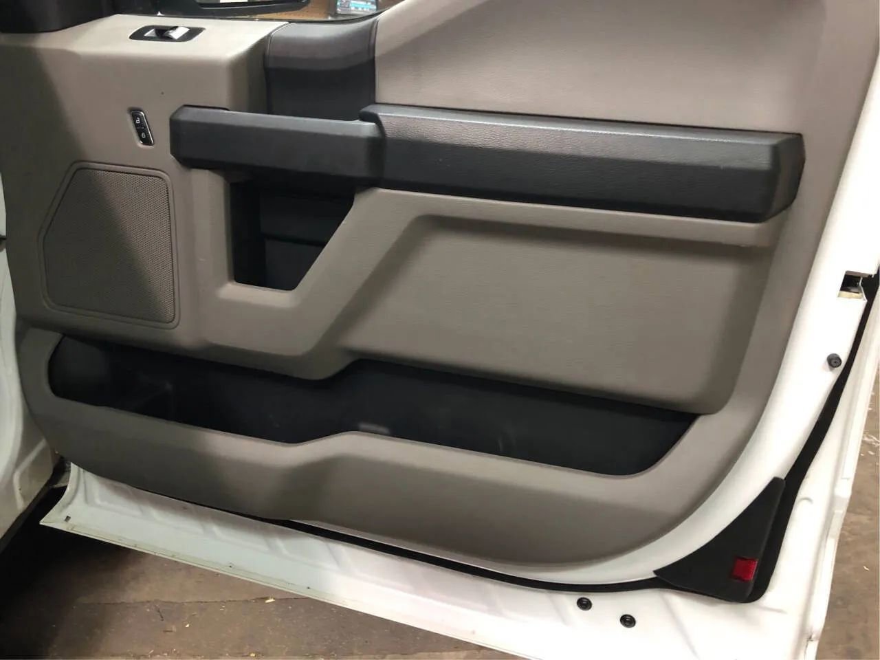 Used 2018 Ford F150 XL w/ Equipment Group 101A Mid image 14