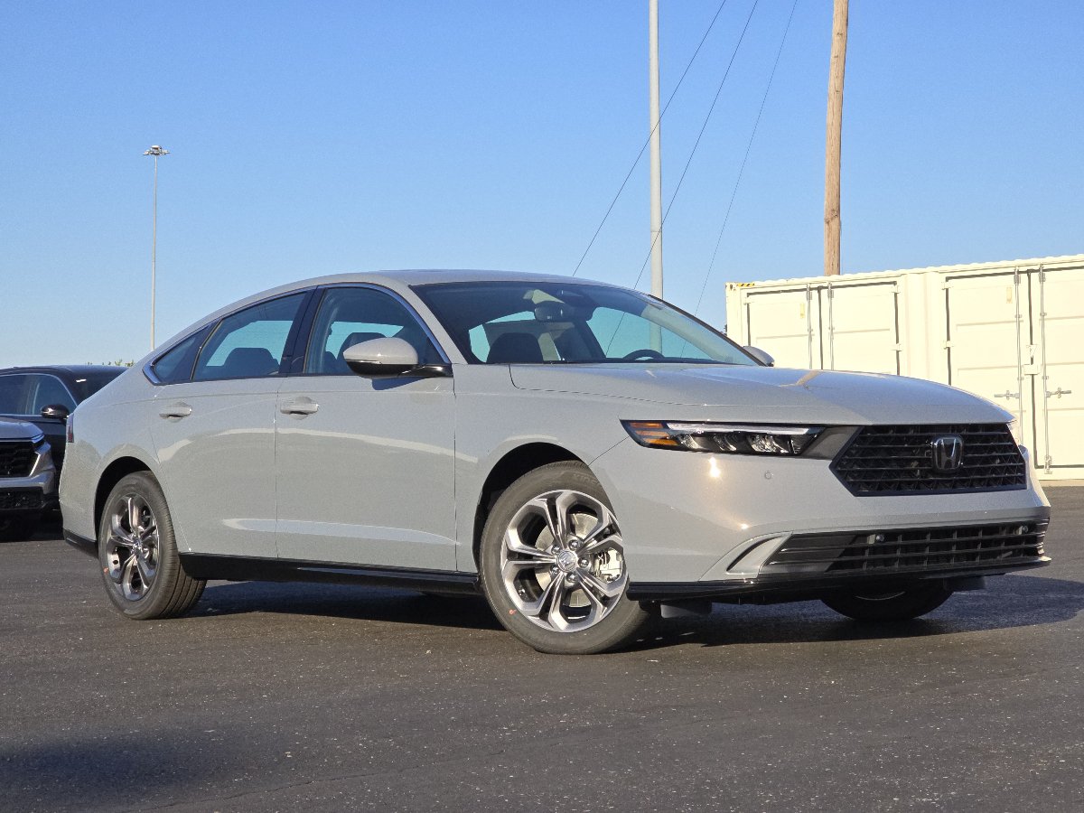 New 2026 Honda Accord EX-L image 2