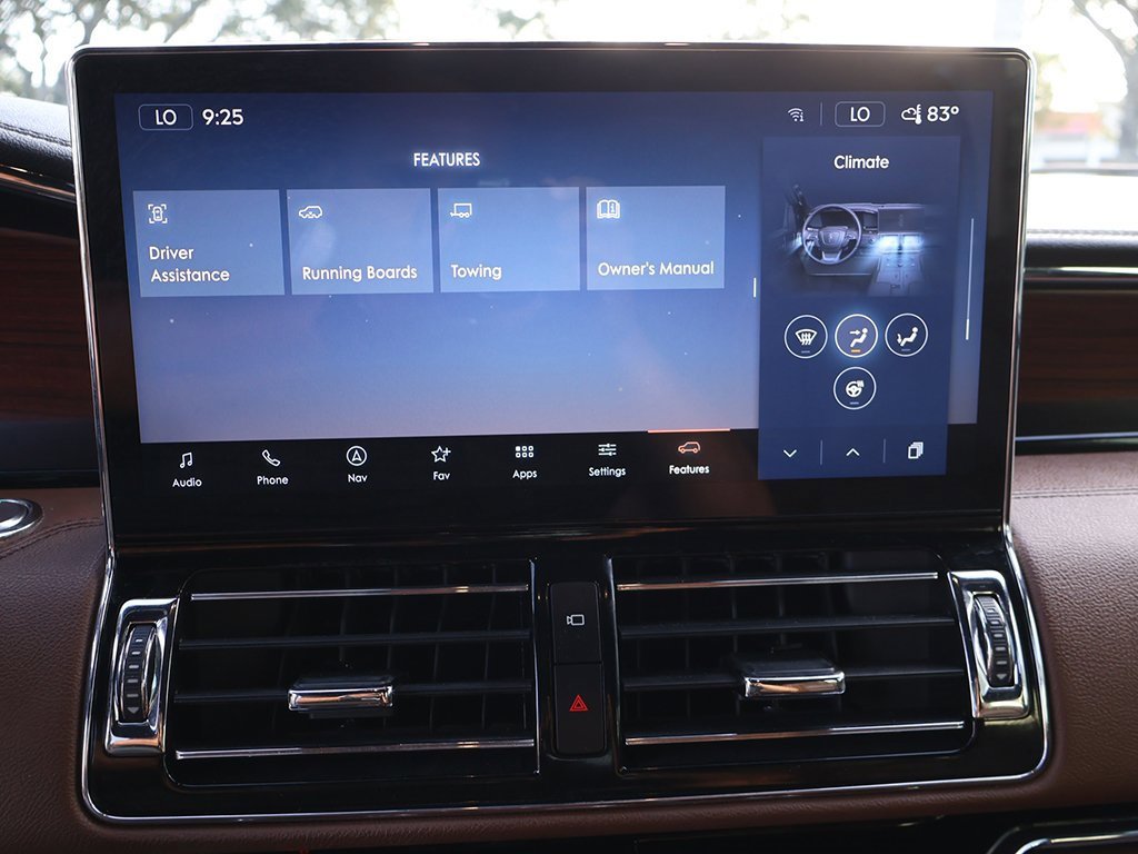 Used 2022 Lincoln Navigator Reserve image 64