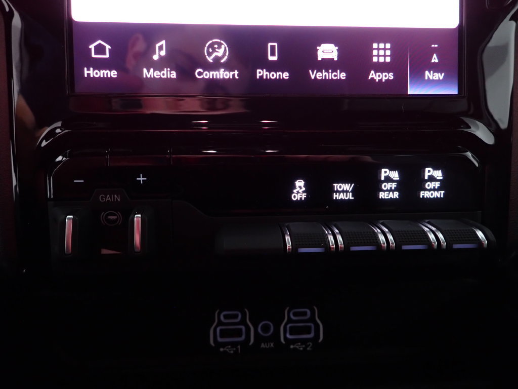 New 2027 RAM 2500 Laramie w/ Night Edition AWD/4WD image 5