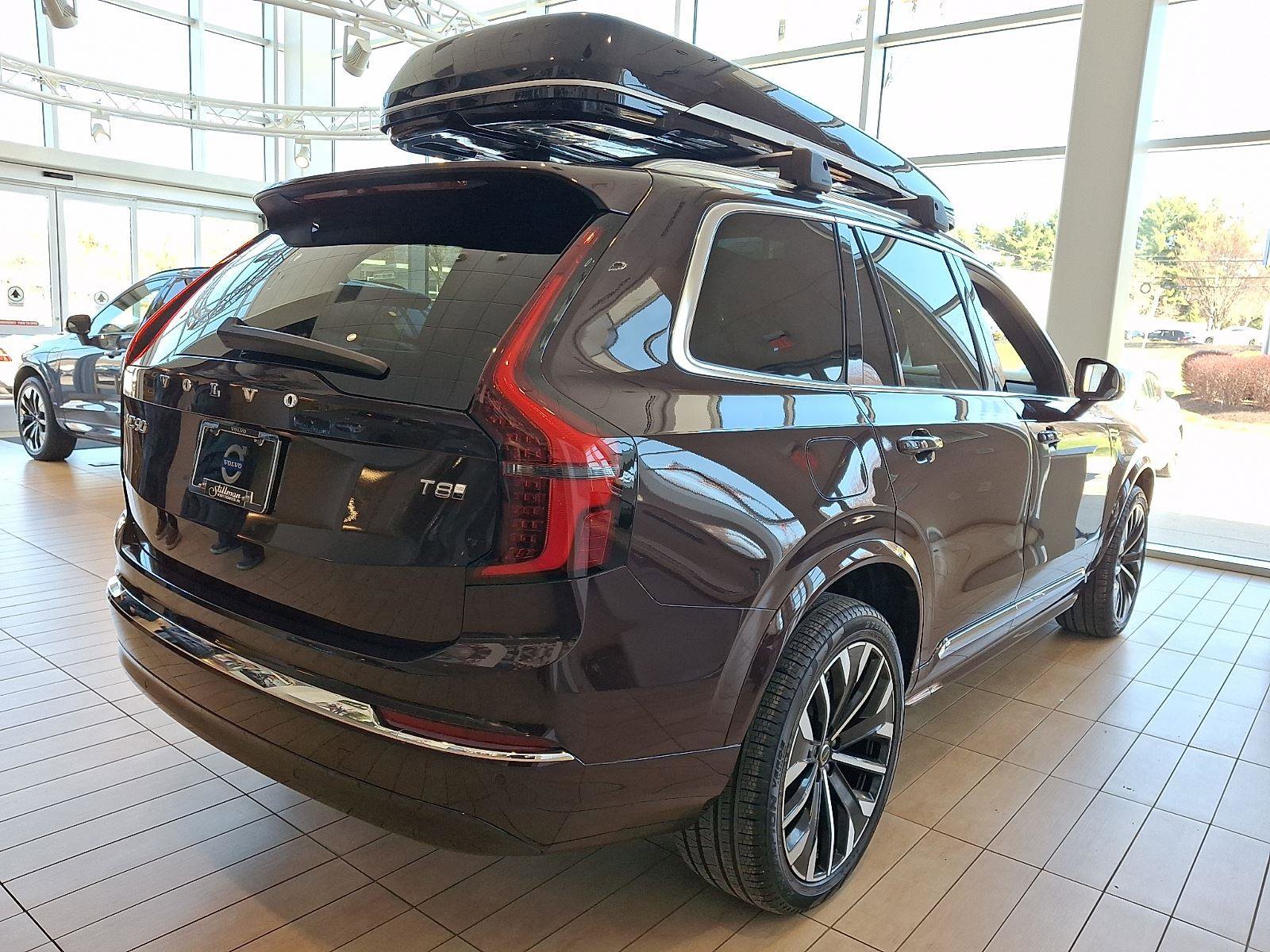 New 2025 Volvo XC90 T8 Core image 4