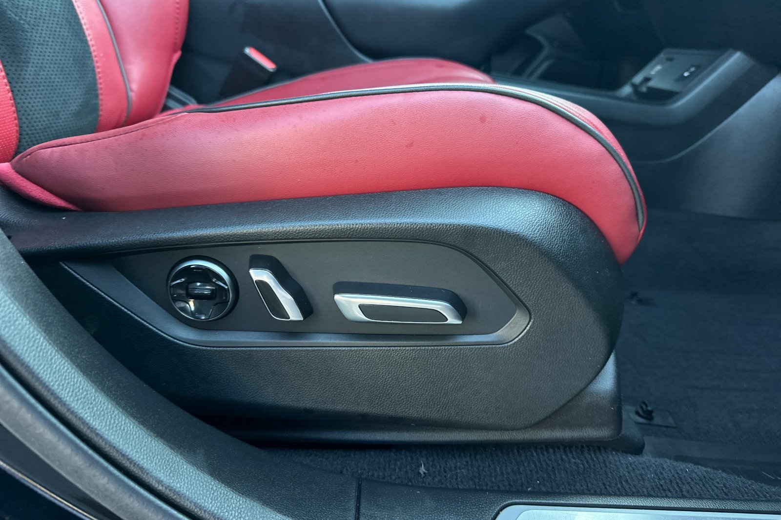 Used 2022 Acura RDX AWD w/ A-Spec & Advance Pkg image 24