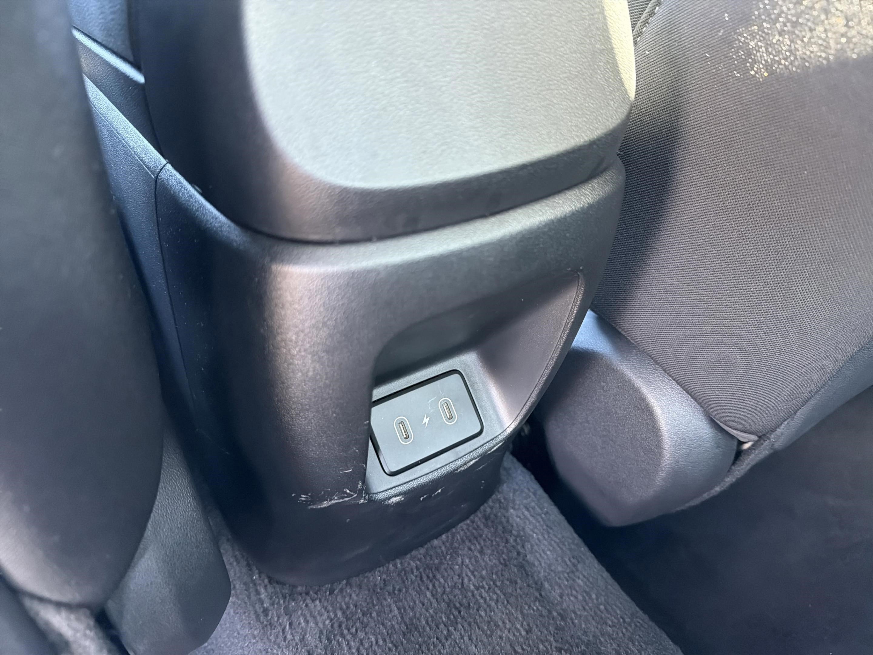 Used 2025 Hyundai Elantra SE image 26