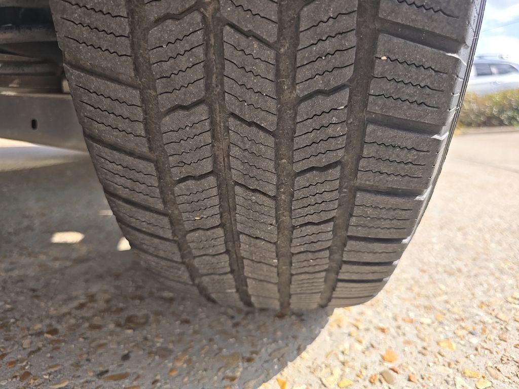 Used 2020 Chevrolet Blazer LT image 43