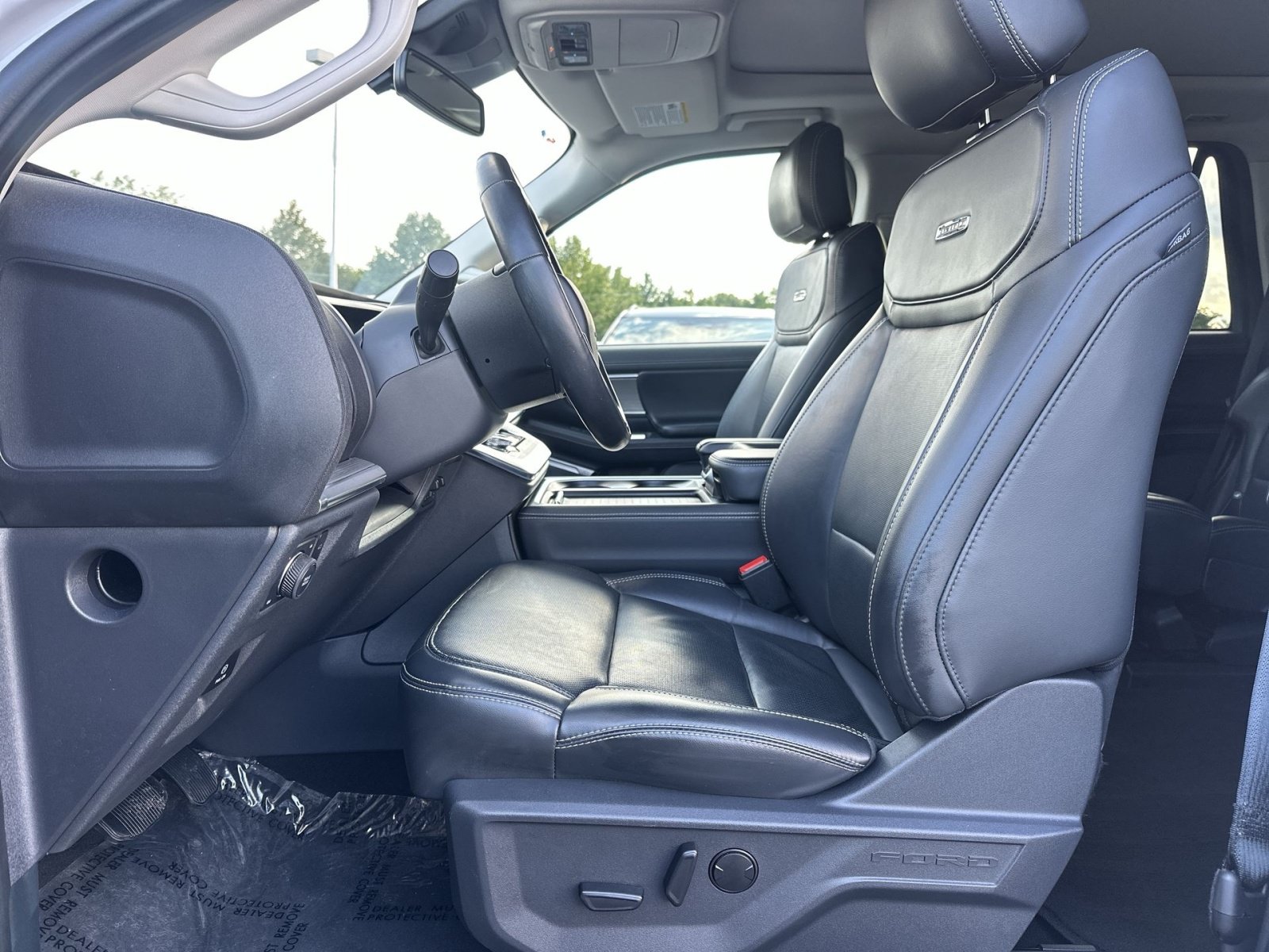 Certified 2025 Ford Expedition Platinum AWD/4WD image 14