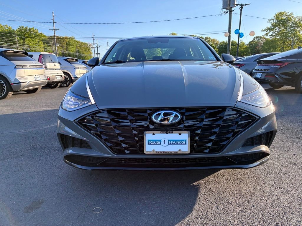 Used 2023 Hyundai Sonata SEL w/ Convenience Package FWD image 2
