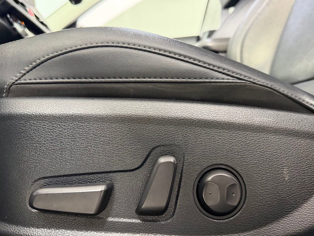 Used 2025 Kia Seltos EX AWD/4WD image 22