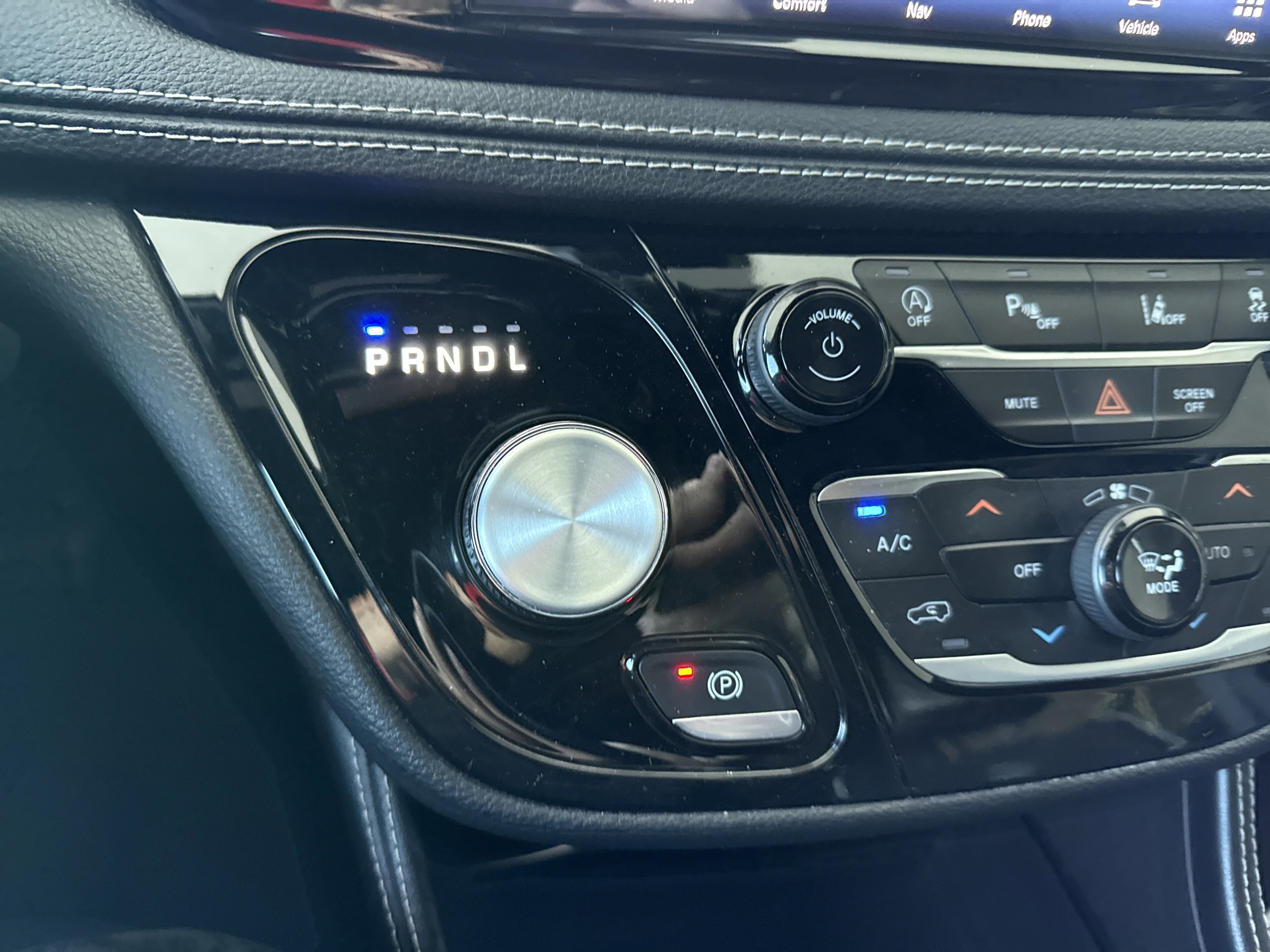 Used 2021 Chrysler Pacifica Limited w/ S Appearance Package image 30