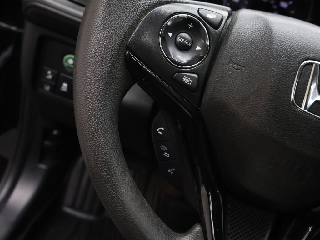 Used 2022 Honda HR-V EX image 19