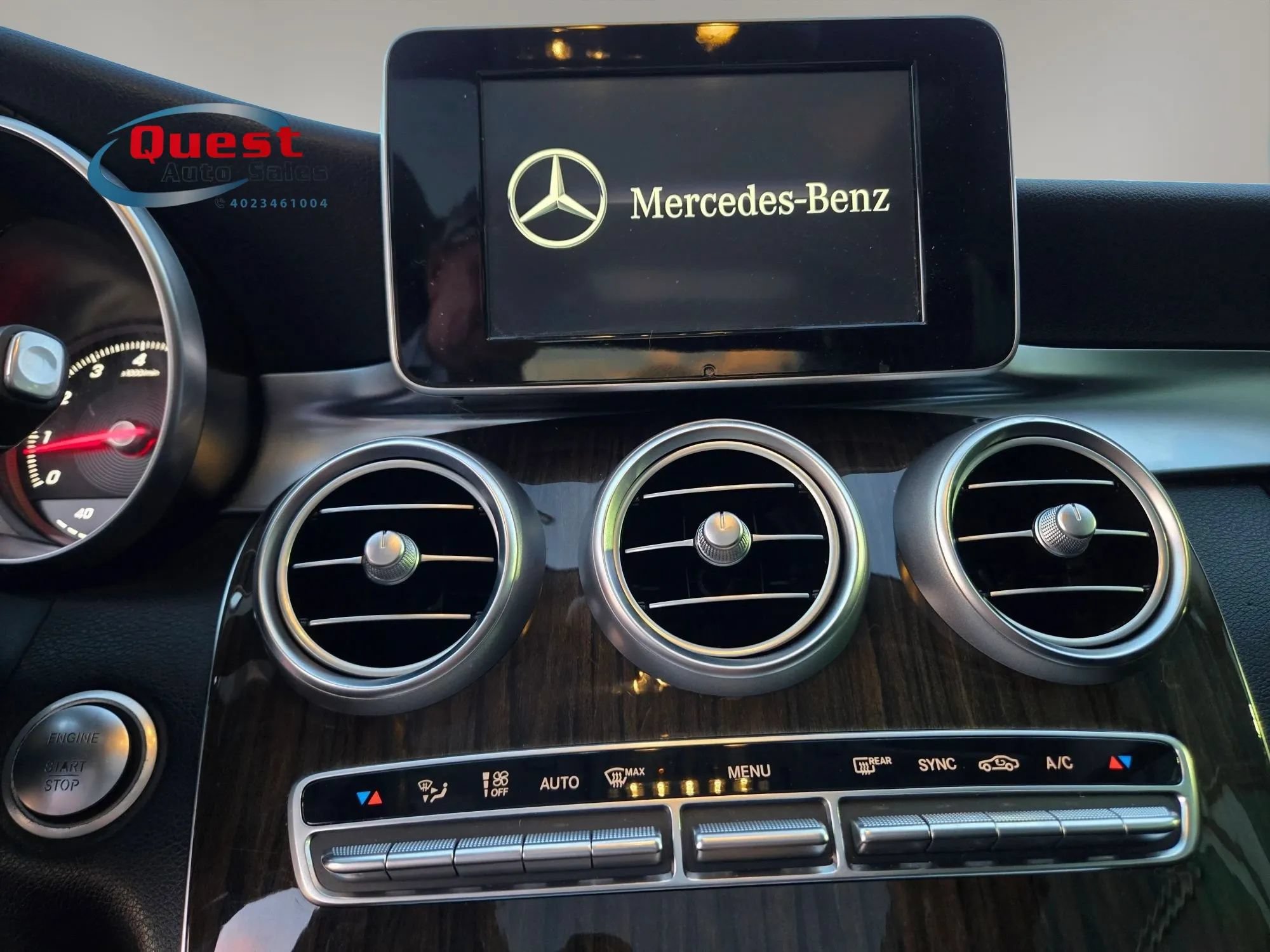 Used 2017 Mercedes-Benz C 300 4MATIC Sedan image 36