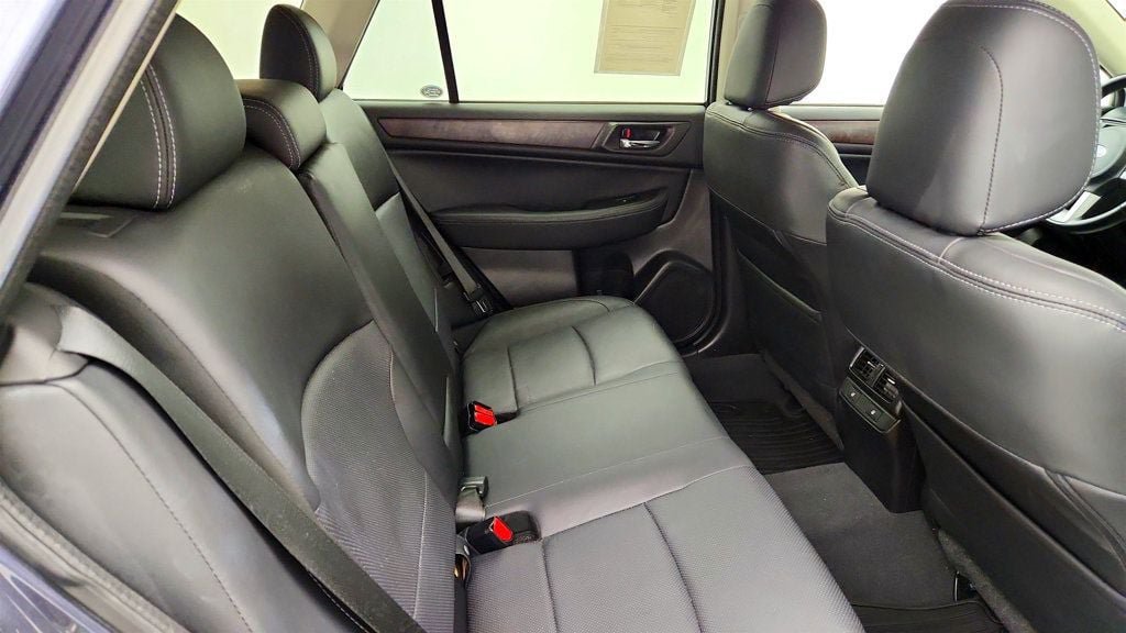 Used 2016 Subaru Outback 2.5i Limited AWD/4WD image 23