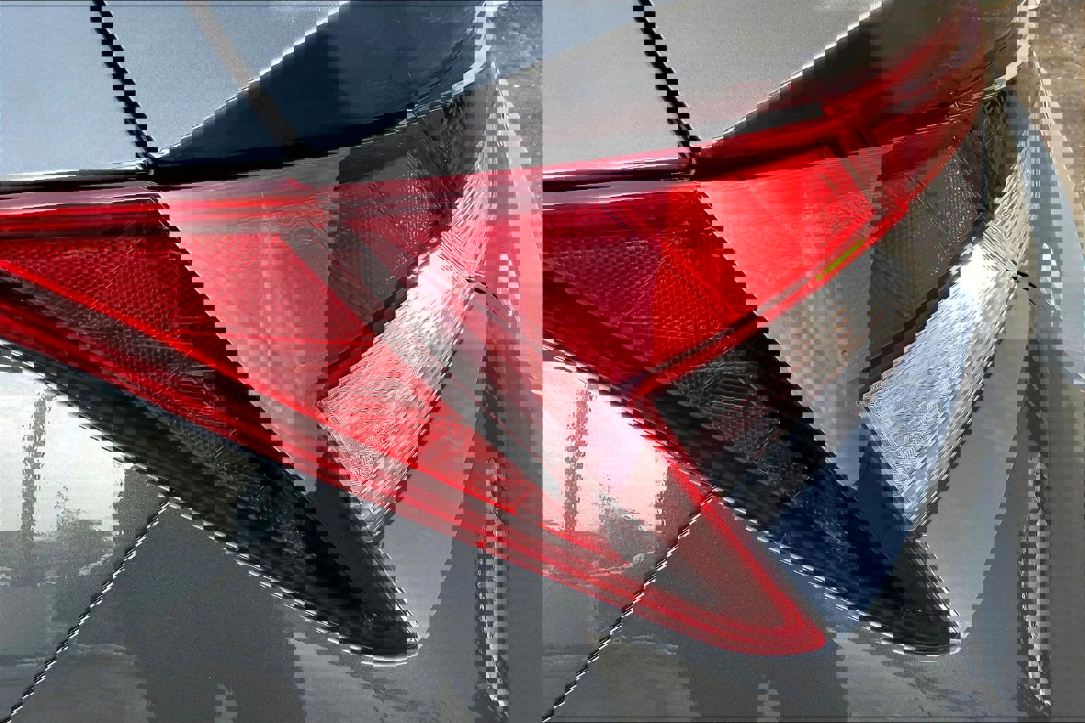 Used 2025 Hyundai Elantra Sport image 23