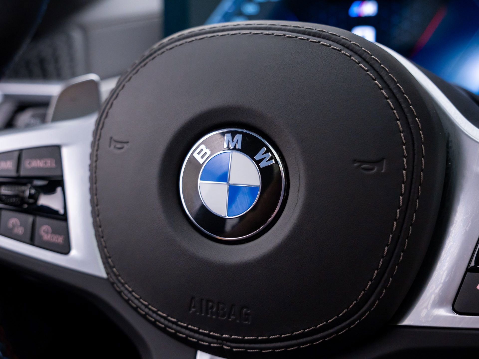 Certified 2025 BMW X5 M60i w/ Climate Comfort Package AWD/4WD image 25