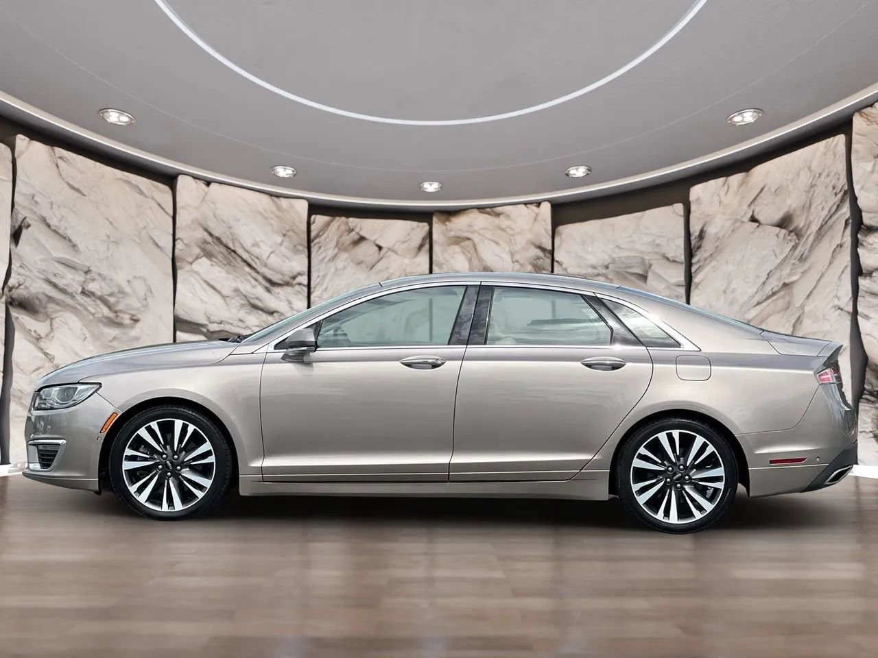 Used 2018 Lincoln MKZ Reserve w/ Luxury Package FWD image 8