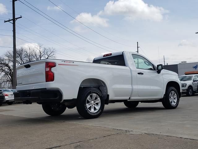 Used 2025 Chevrolet Silverado 1500 W/T w/ WT Value Package image 9