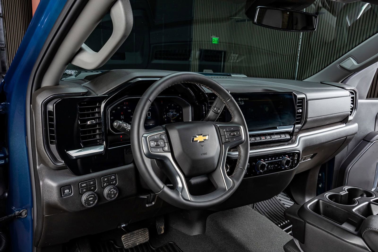 Used 2026 Chevrolet Silverado 3500 LTZ image 15