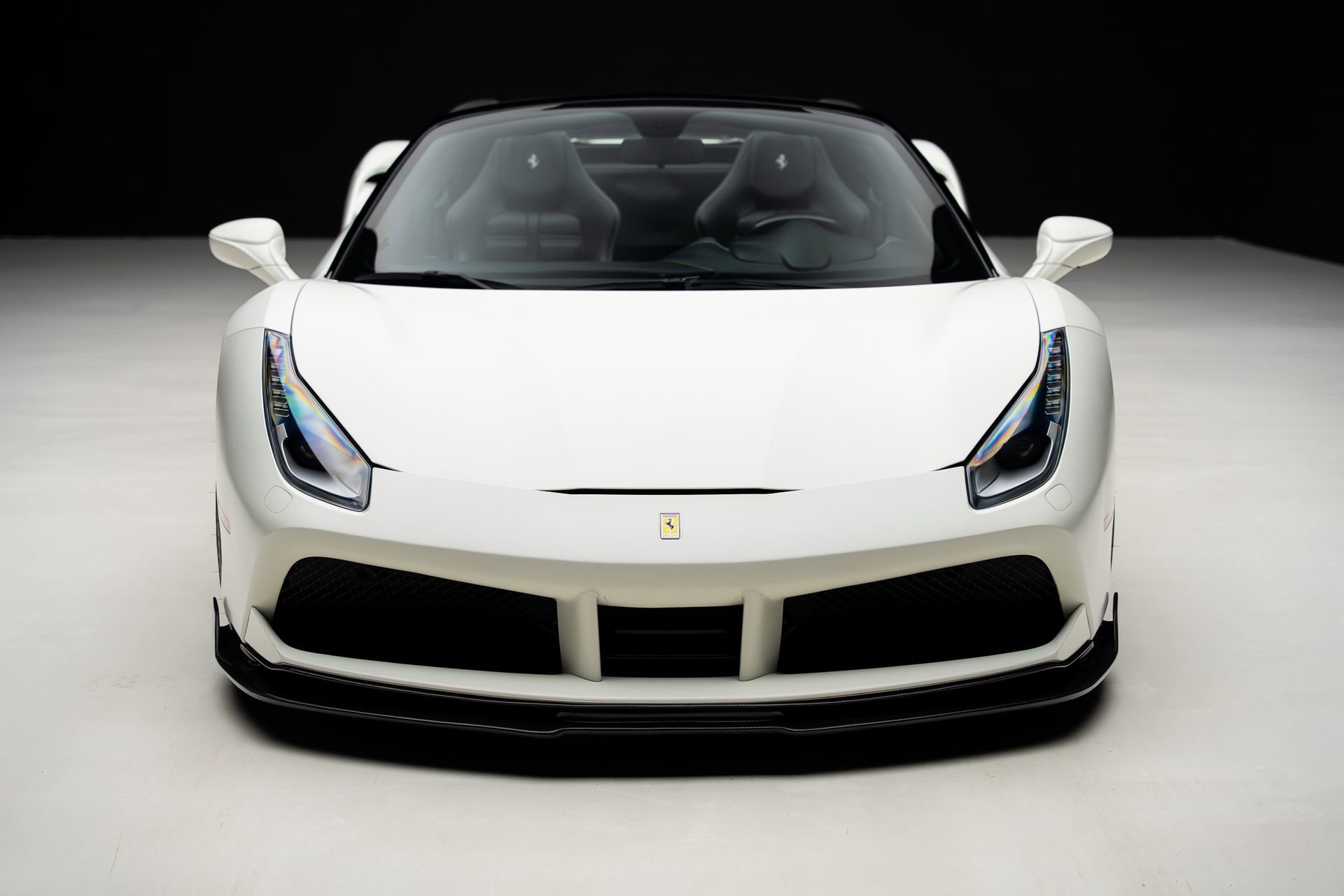 Used 2016 Ferrari 488 Spider RWD image 9