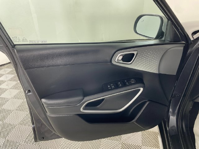 Used 2020 Kia Soul X-Line FWD image 16
