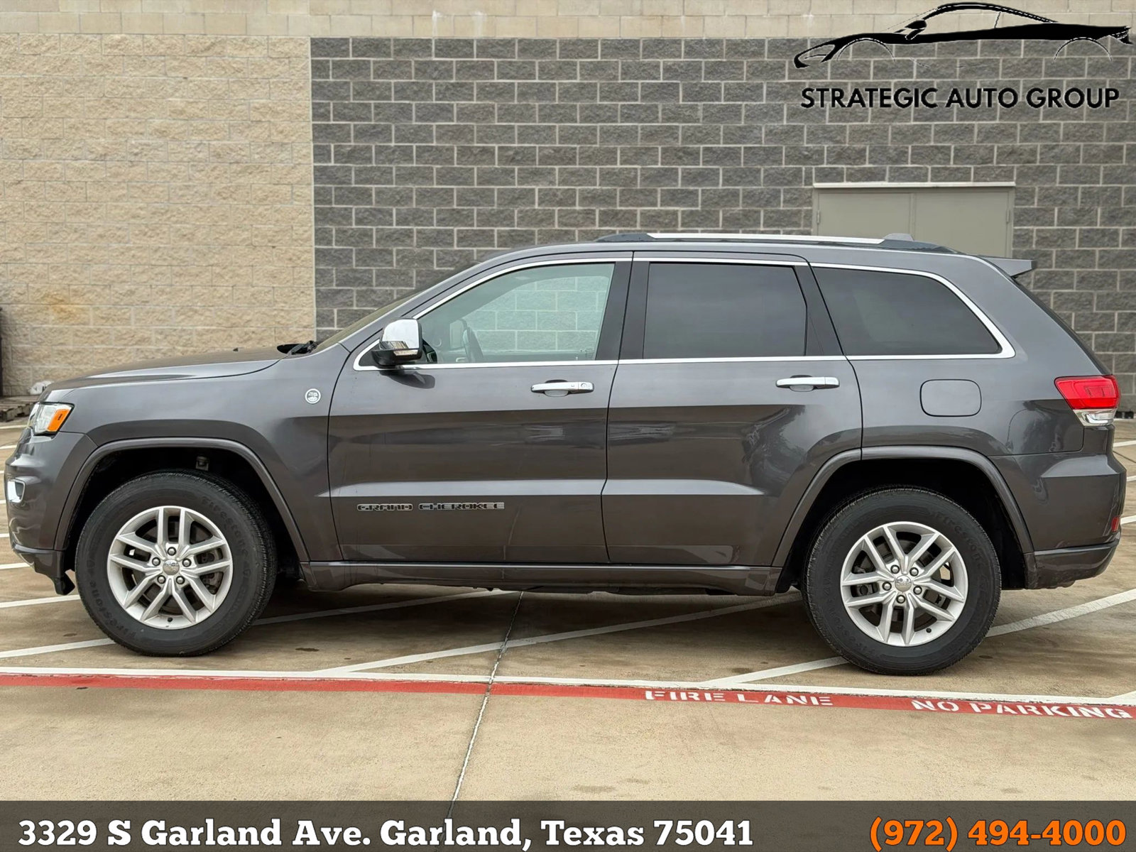 Used 2017 Jeep Grand Cherokee Overland image 7