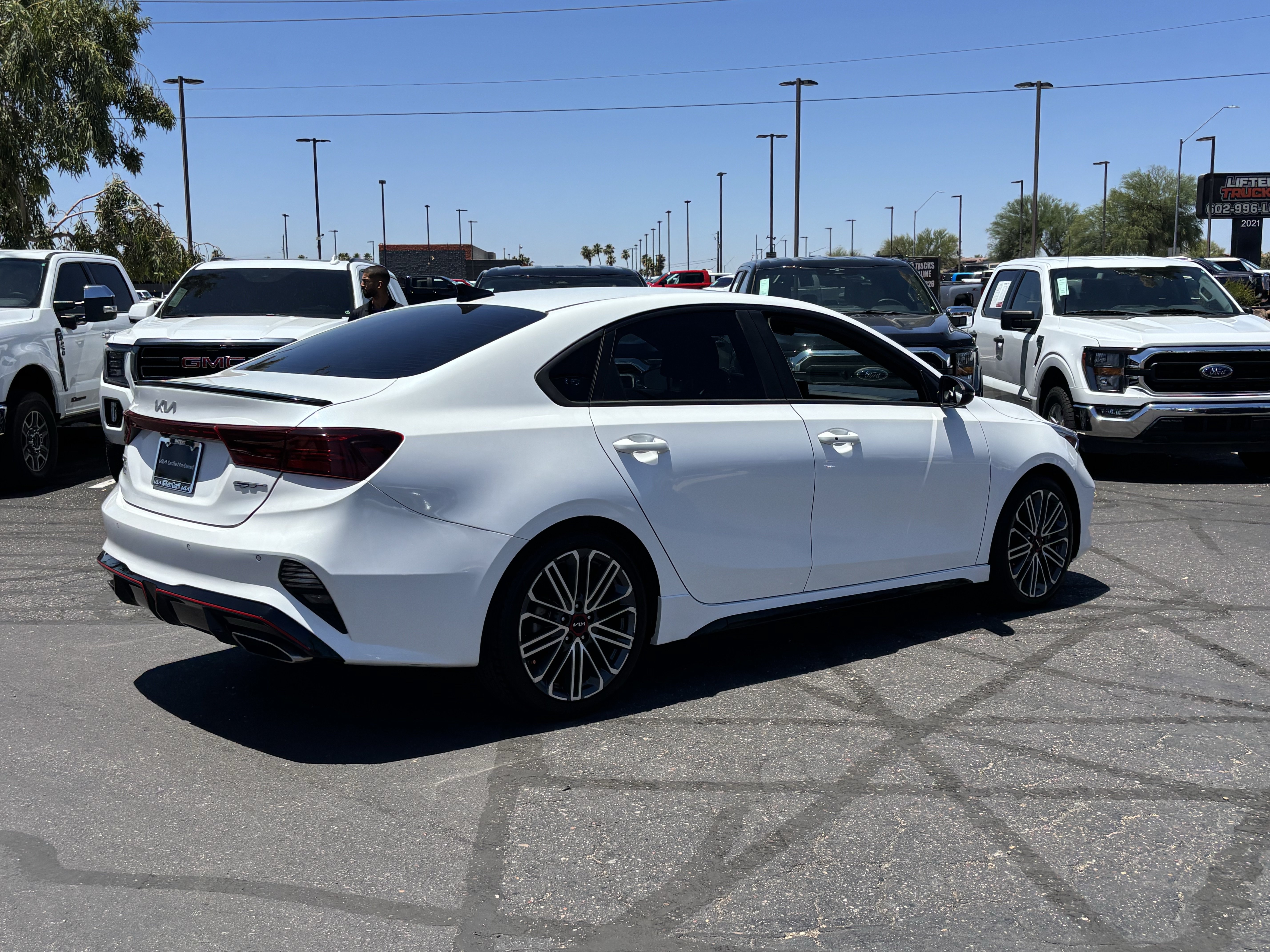 Certified 2023 Kia Forte GT FWD image 3