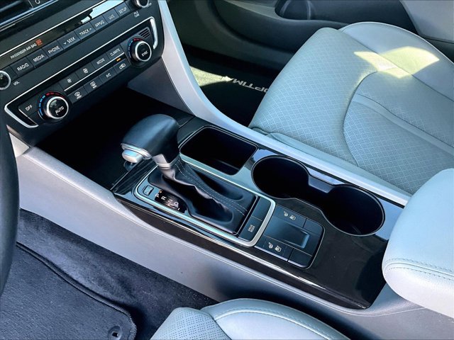 Used 2018 Kia Optima EX w/ Premium Package FWD image 14