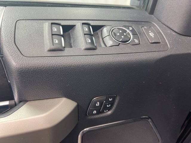 Used 2022 Ford F250 Lariat image 11