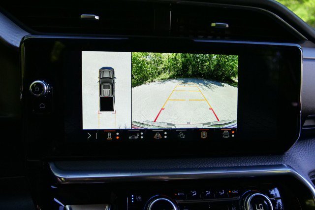 Used 2024 GMC Sierra 1500 Denali w/ Denali Reserve Package image 13