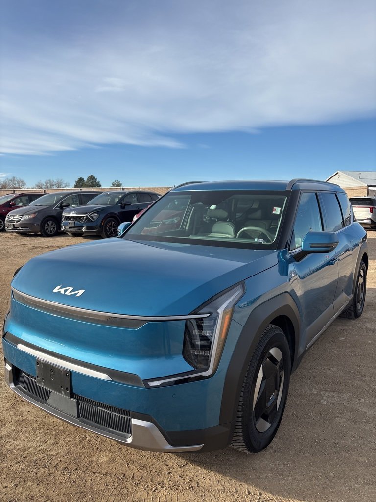 Certified 2024 Kia EV9 Wind image 1