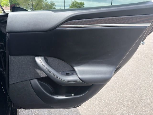 Used 2022 Tesla Model S AWD/4WD image 14