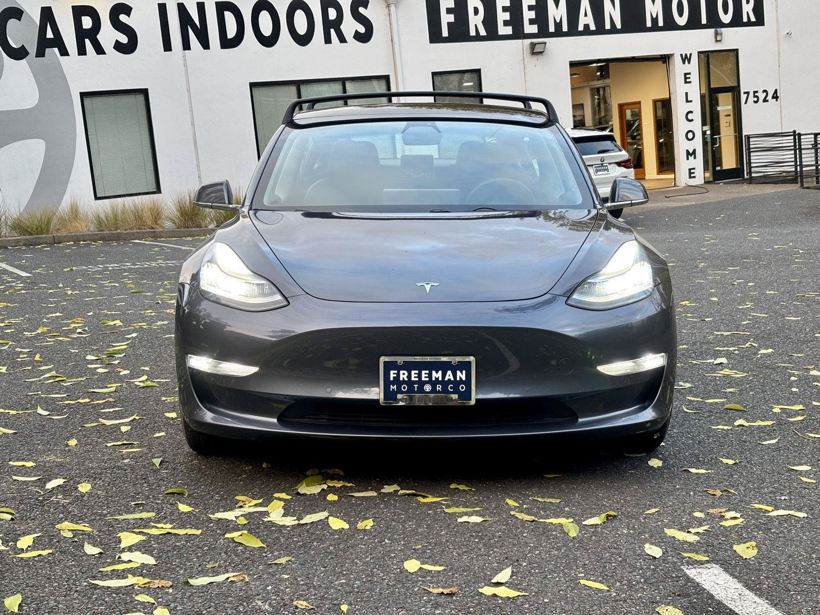 Used 2020 Tesla Model 3 Performance AWD/4WD image 2