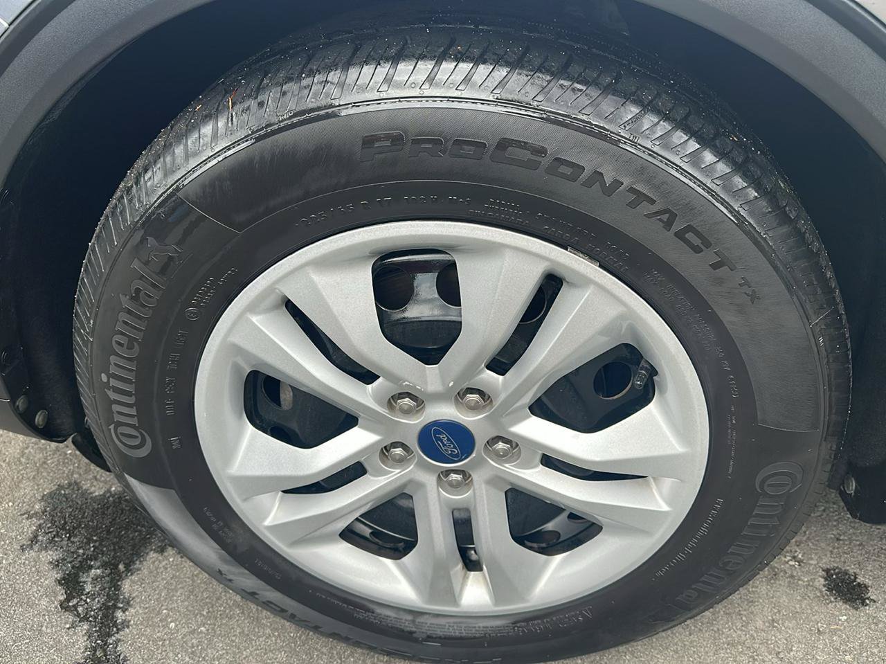 Used 2021 Ford Escape S FWD image 3