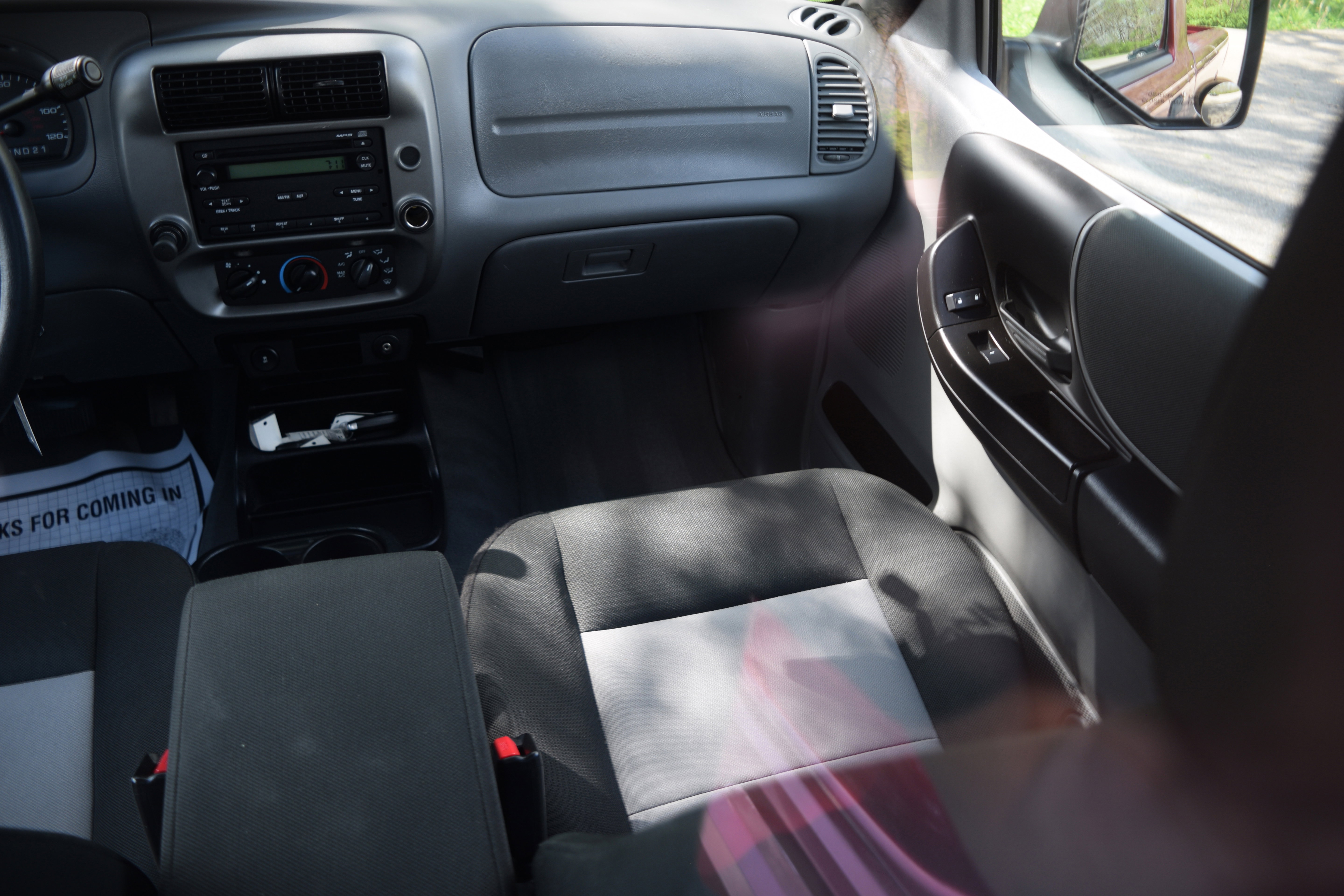 Used 2011 Ford Ranger XLT image 13