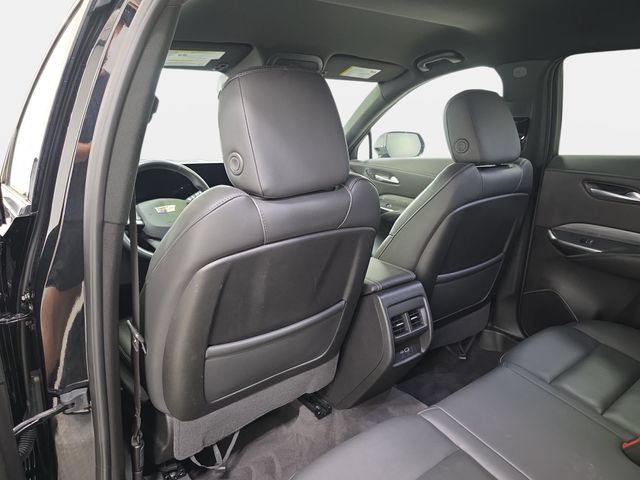 Certified 2025 Cadillac XT4 Premium Luxury AWD/4WD image 10